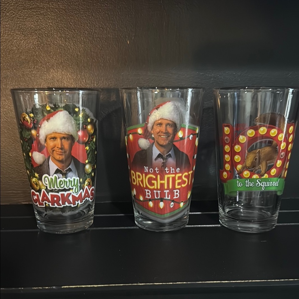 Christmas Themed Glass Set